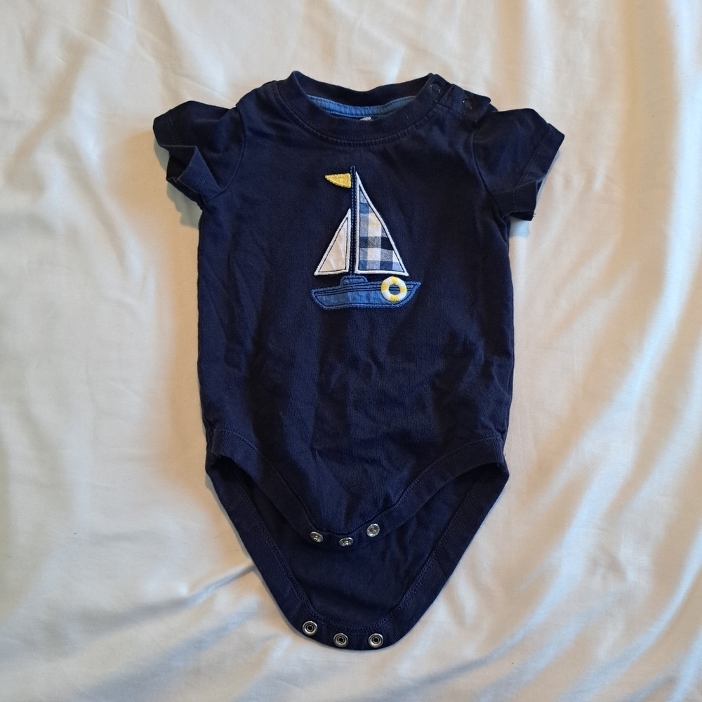 Gymboree boys size 3-6 months navy bodysuit with sailboat applique VGUC